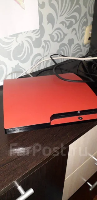 Sony PlayStation 3 Slim ����