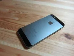 Apple iPhone 5s. �/�, 16 ��, �����, 4G LTE. ��� �����