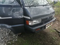 Ford Spectron. SSF, RF ����