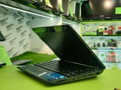 Asus Eee PC 1015P. 10.1", 1,7����, ��� 2048 ��, ���� 160���, WiFi ����