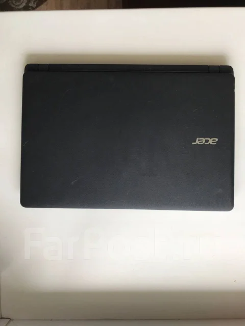 Acer Aspire ES1-523. 15.6", 2,4����, ��� 4 ��, ���� 500���, WiFi: 1, Bluetooth: 1, ����������� �� 5��. ����