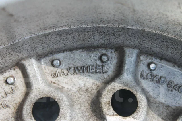 MAXX Wheels. 7.0x16", 4x139.7, ET-6 ����