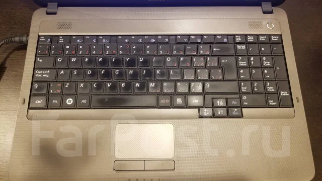 Samsung R540. 15.6", 2,5����, ��� 4 ��, ���� 640���, WiFi: 1 ����