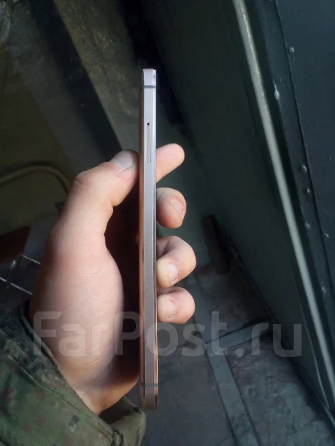 LeEco [LeTV] Le 2 X520. �/�, �������, �����������, 3G, 4G LTE, Dual-SIM ����