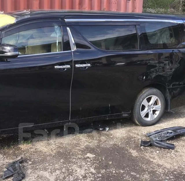 Toyota Vellfire. AGH30, 2AR ����