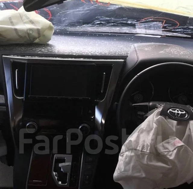 Toyota Vellfire. AGH30, 2AR ����