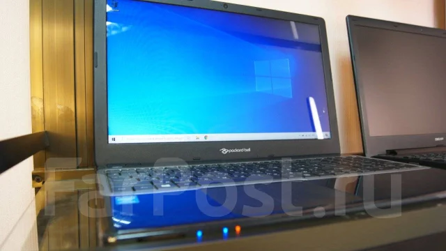 Packard Bell ����