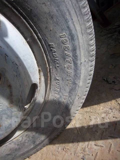 Колесо 195/75/15, 15", 1 шт, 195 мм, 75 %, радиальный, Toyo M131 ...