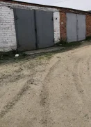 ����� ����