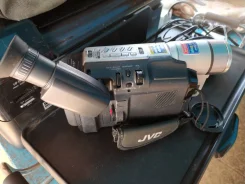 JVC. � ���������� ����