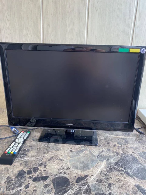 DNS E24D20. LED ����
