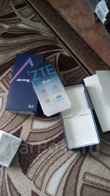 ZTE Blade 20 Smart. �����, ������, 4G LTE ����