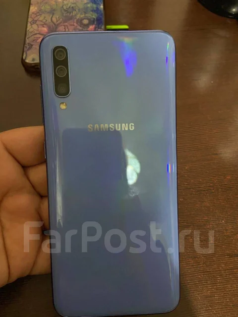 Samsung Galaxy A70. �/� ����