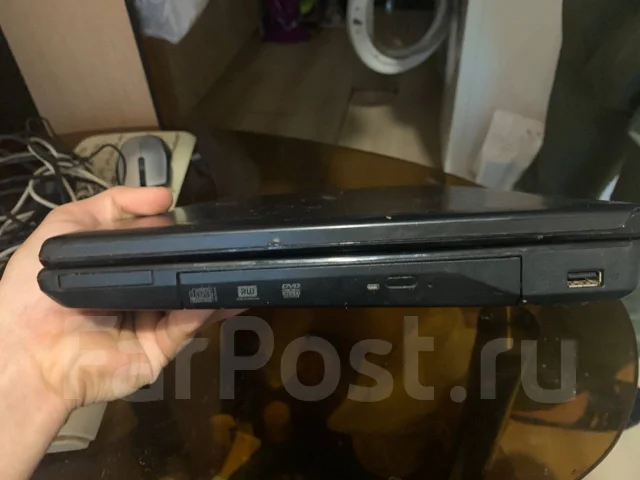 Dell Inspiron 1545. ��� 4 ��, ���� 500���, WiFi: 1, Bluetooth: 1, ����������� �� 1��. ����