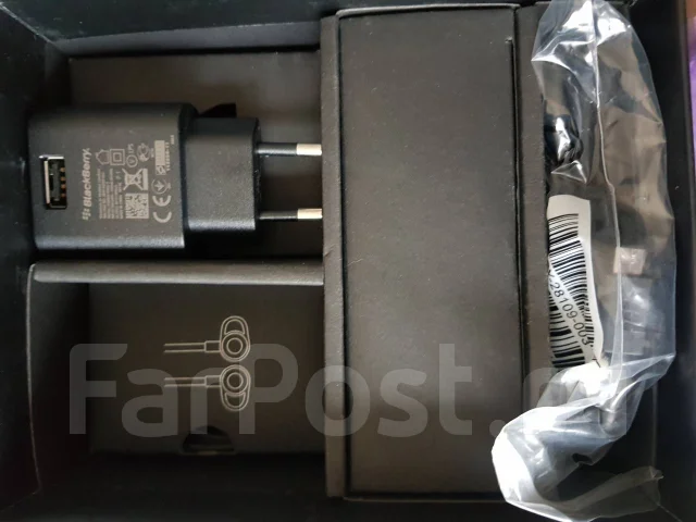 BlackBerry Passport. �/�, ������, 3G, 4G LTE, NFC ����