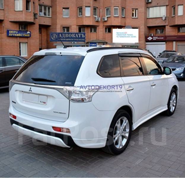Задние накладки "Broomer Design" на бампер Mitsubishi Outlander 3 ...