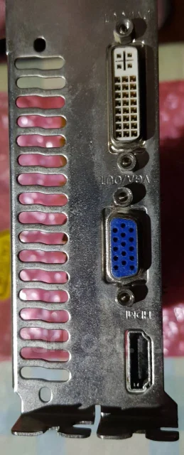 GeForce 8600 GTS ����