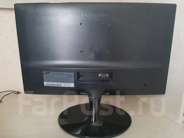 Samsung. 19" ����