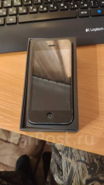 Apple iPhone 5. �/�, ������, 3G, 4G LTE ����