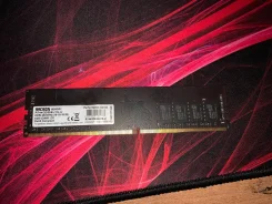 DDR4.
