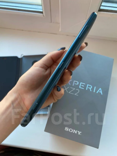 Sony Xperia XZ2. �/�, �������, 3G, 4G LTE, Dual-SIM, ����������, NFC ����
