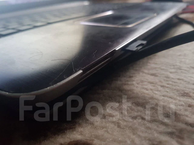 HP Pavilion dv7. 17", 3,1����, ��� 8 ��, ���� 1 000���, WiFi: 1, Bluetooth: 1 ����