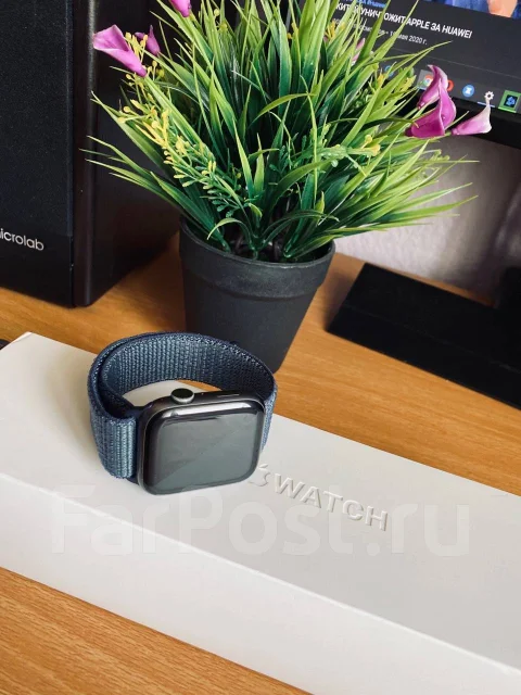 Apple Watch Series 4. GPS, NFC, SIM-�����, IP67, IP68 ����