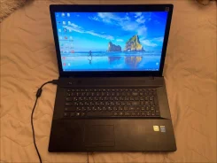 Lenovo G700. 17.3", 2,4����, ��� 4 ��, ���� 500���, WiFi, Bluetooth, ����������� �� 5��. ����