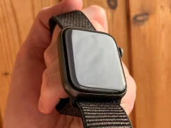Apple Watch Series 4. GPS, NFC, IP68
