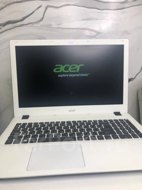 Acer Aspire E5-573-331J. 15.6", 1 700����, ��� 4 ��, ���� 500���, WiFi: 1, Bluetooth: 1, ����������� �� 4��. ����