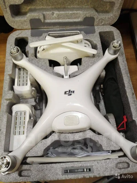 DJI Phantom 4. � ������� ����