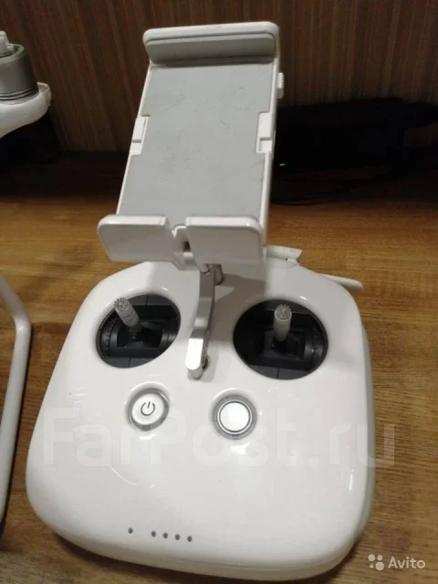 DJI Phantom 4. � ������� ����