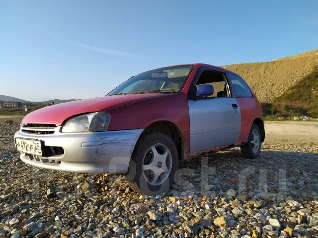 Toyota Starlet. ��������, ��������, 1.3 (86��.�.), ������, 200 000����. �� ����