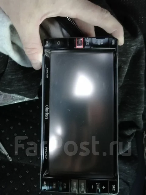 Clarion MAX670 ����