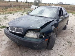 Volvo S40 ����