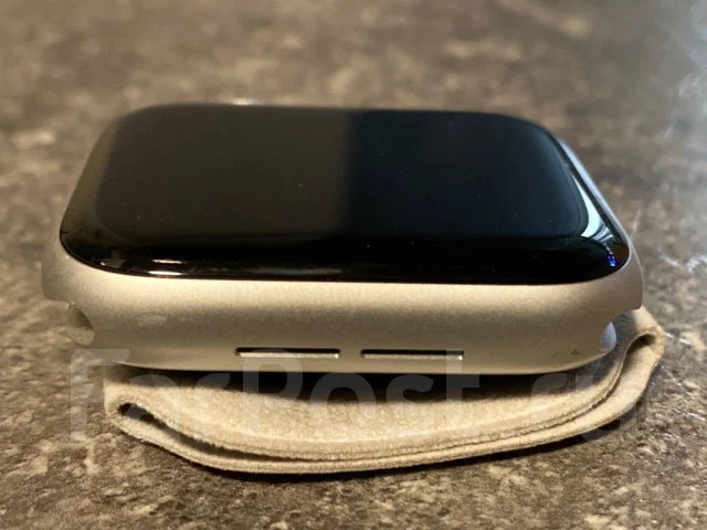 Apple Watch Series 4 Nike+ ����