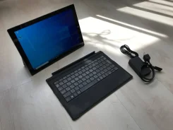 Microsoft Surface Pro 3 ����