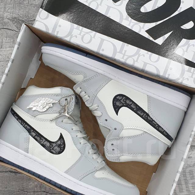 buy air jordan 1 dior