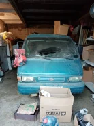 Kia Besta ����