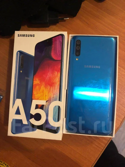 Samsung Galaxy A50. �/�, ����� ����