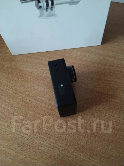 Yi 4K Action Camera. 10 - 14.9 ��, � ���������� ����