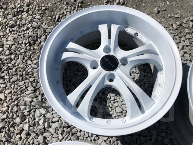 Stich Precious. 6.5/7.0x15�16", 4x100, ET38/38 ����