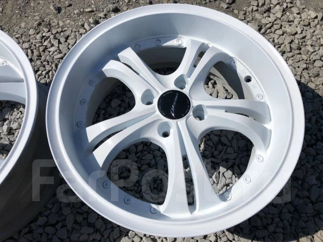 Stich Precious. 6.5/7.0x15�16", 4x100, ET38/38 ����