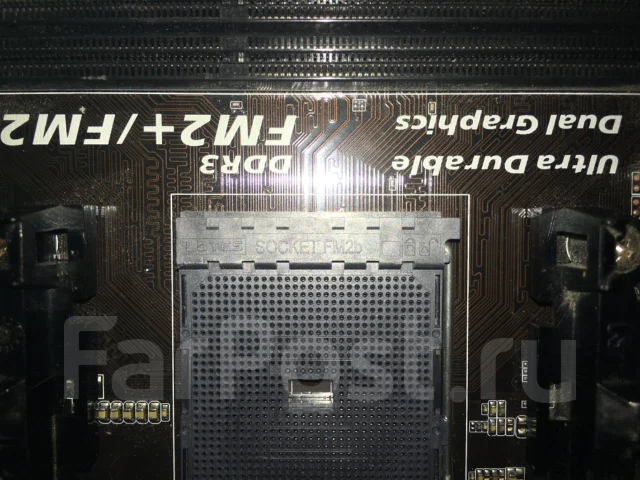 Socket FM2+ ����