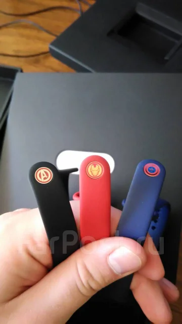 Xiaomi Mi Band 4 Avengers Edition. NFC ����