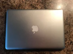 Apple MacBook Pro 13 2010 Mid. 13.3", 2,7����, ��� 8 ��, ���� 1 000���, WiFi, Bluetooth, ����������� �� 6��. ����
