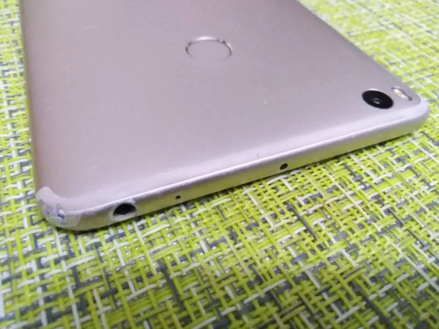 Xiaomi Mi Max 2. �/�, �������, 4G LTE ����