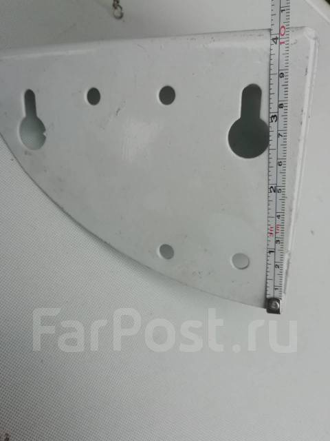 Уголок крепежный металлический трехсторонний, в наличии. Цена: 250₽ во ...