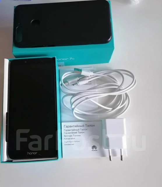Honor 7C. �/�, ������, 4G LTE, Dual-SIM, NFC ����