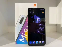 Xiaomi Mi9 Lite. �/�, ������, 4G LTE, Dual-SIM, NFC ����